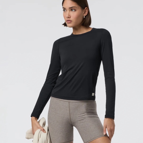 Vuori Women’s Long Sleeve Lux Crew Tee - Picture 1 of 7
